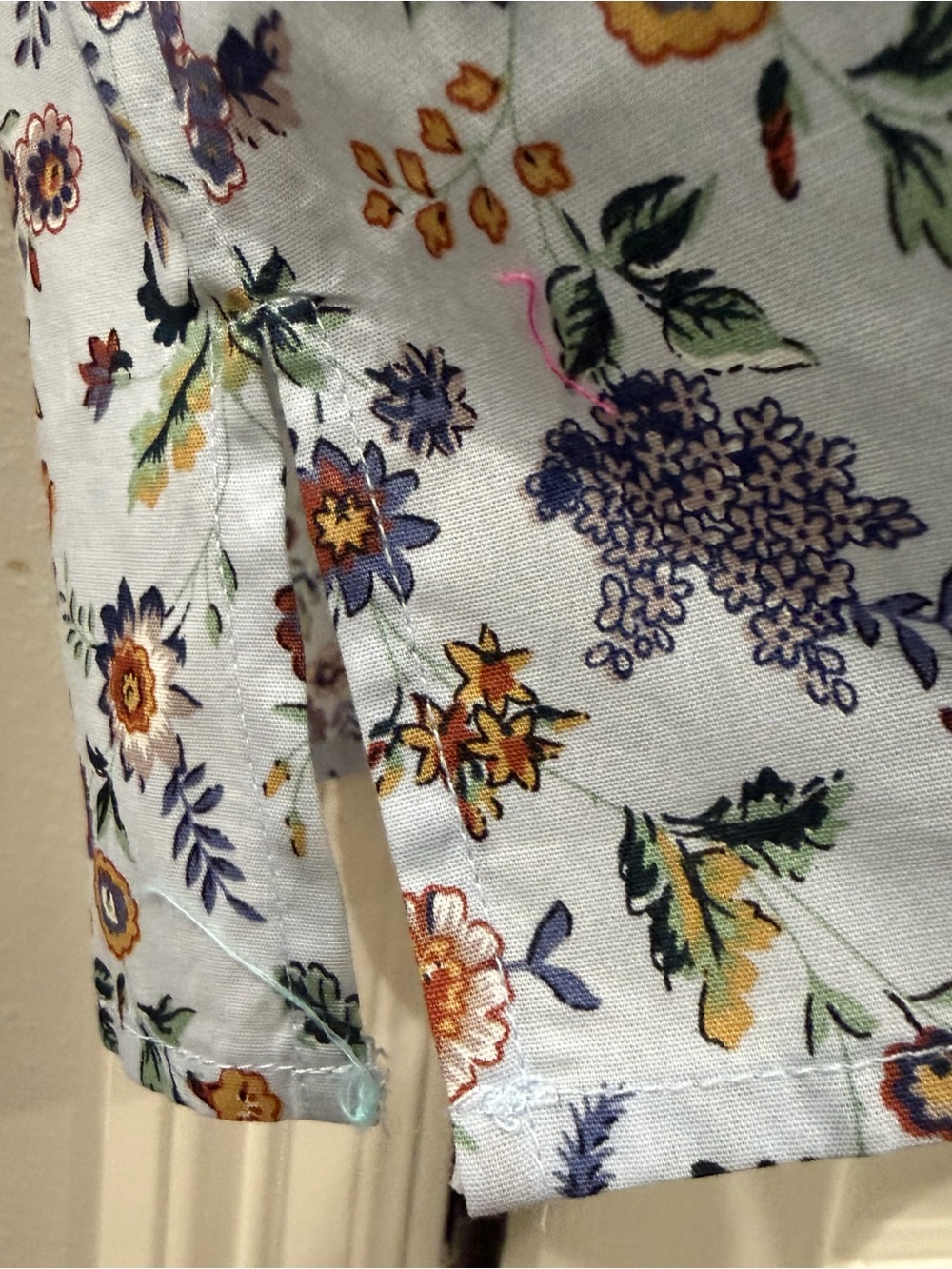 Umgee light blue floral ruffle sleeve tie neck blouse Sz S - Picture 4 of 4